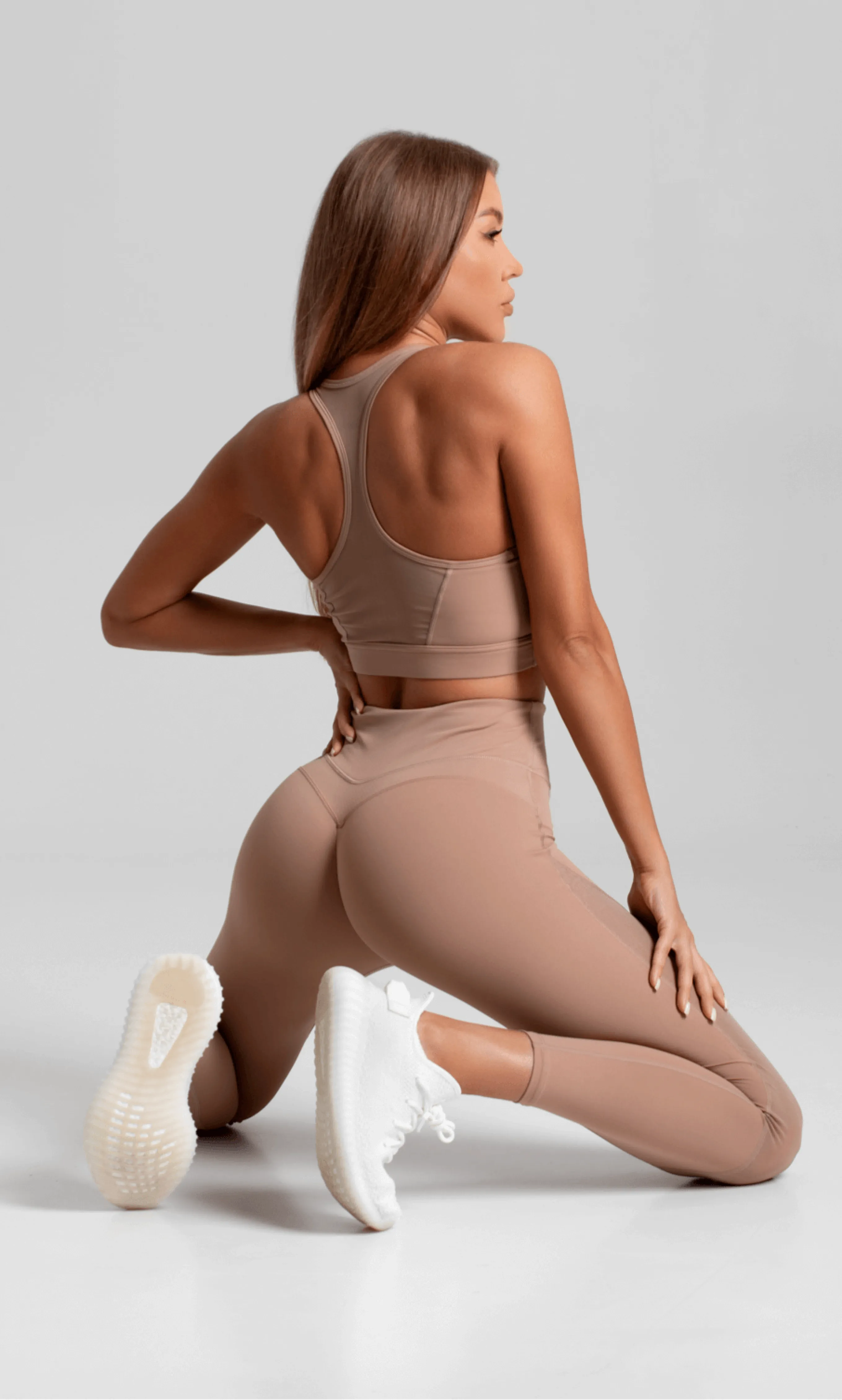 Butt Builder Glute workouts to tone your lower body with justFit App